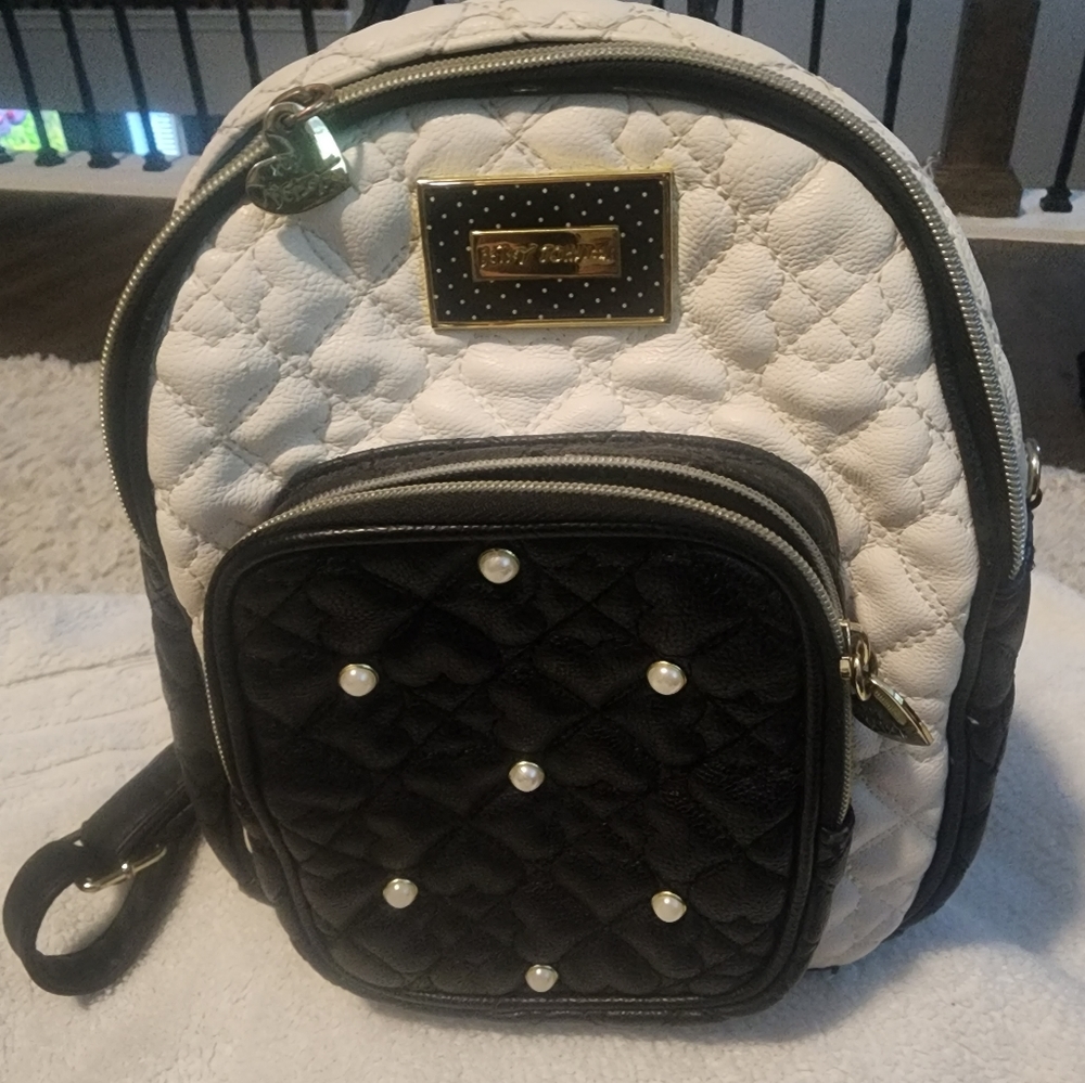 Betsy johnson purse